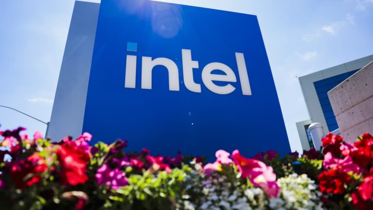 Intel plans $15 billion stock offering as AI demand accelerates