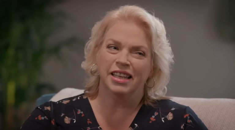 Janelle Brown’s Weight Loss Journey From 271 lbs To Now