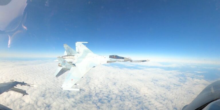 Video: Russian Jet Flies Dangerously Close to US F-16 Near Alaska