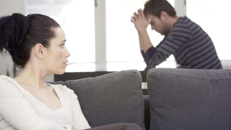 How a 14-year age gap, 6-figure income gap affects this relationship