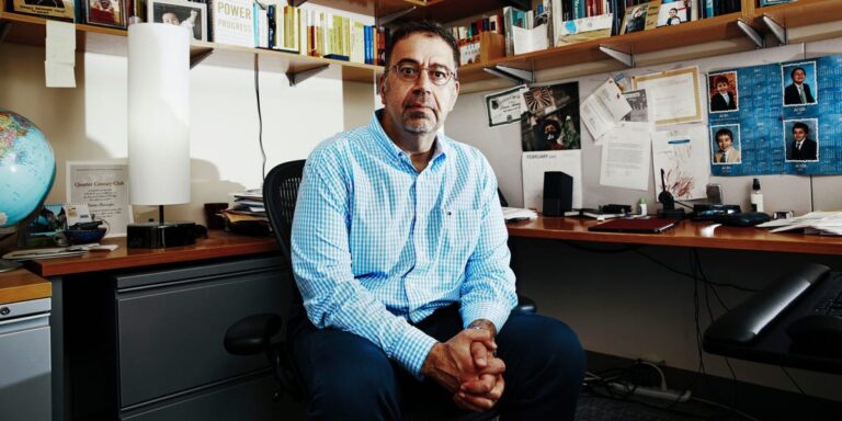 AI-Driven Cataclysm Could Rock the Job Market: Top Economist