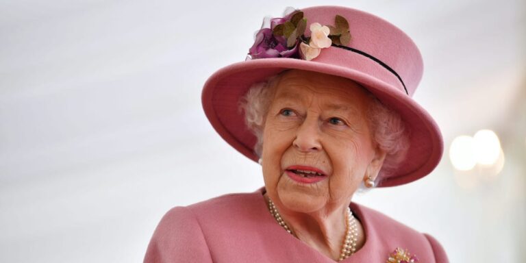 Boris Johnson Broke With Tradition by Writing About the Queen’s Health