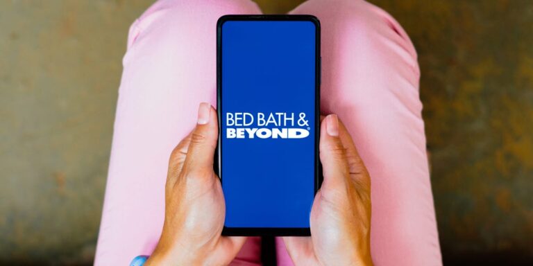 Bed Bath & Beyond Owner to Lay Off 20% of Workforce