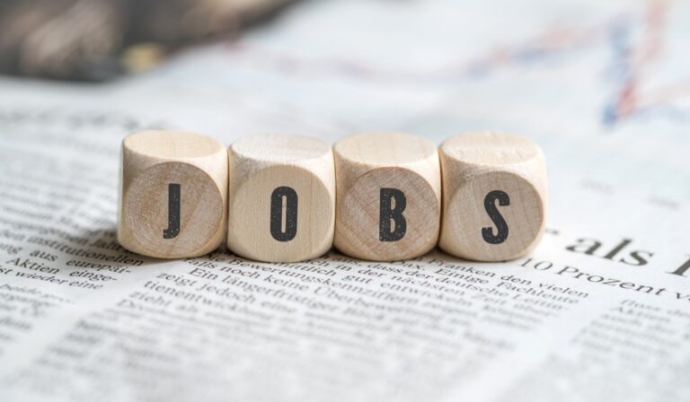 November jobs report shows a still-strong labor market