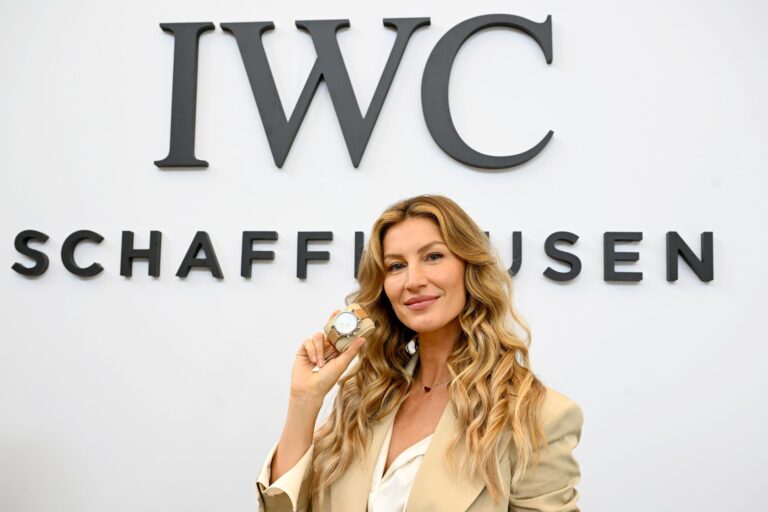 Who is Gisele Bundchen’s Boyfriend?!?