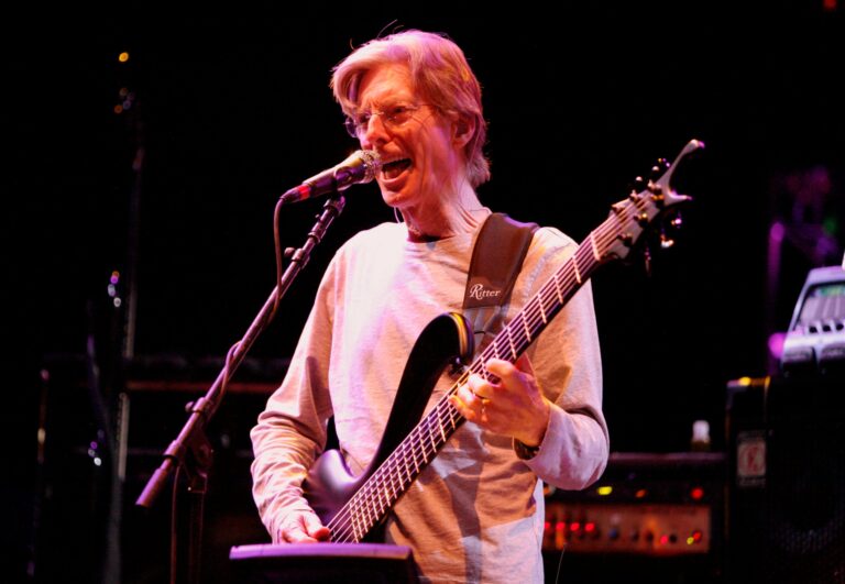 Grateful Dead Icon Dies at 84