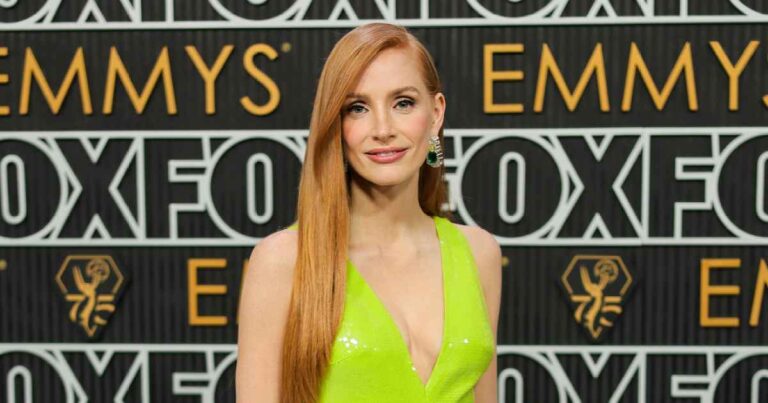Jessica Chastain Slams Airline After Broken In-Flight Entertainment