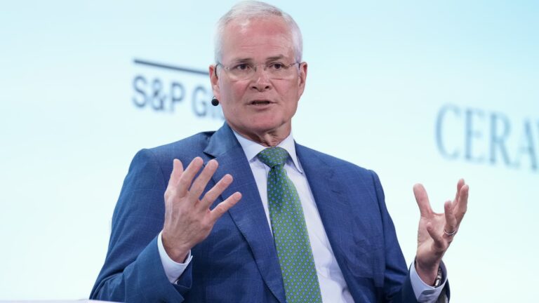 Exxon CEO says U.S. election won’t affect oil production