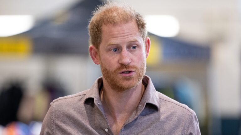 Planning Christmas WITHOUT Meghan Markle?!