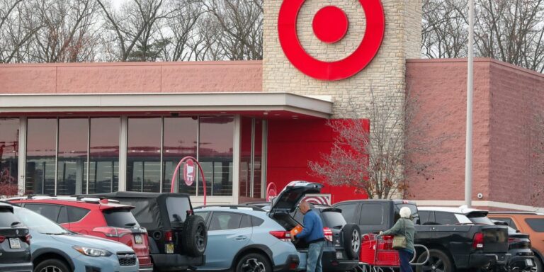 Target Says Shoppers Wait to Buy Until ‘Last Moment of Need’