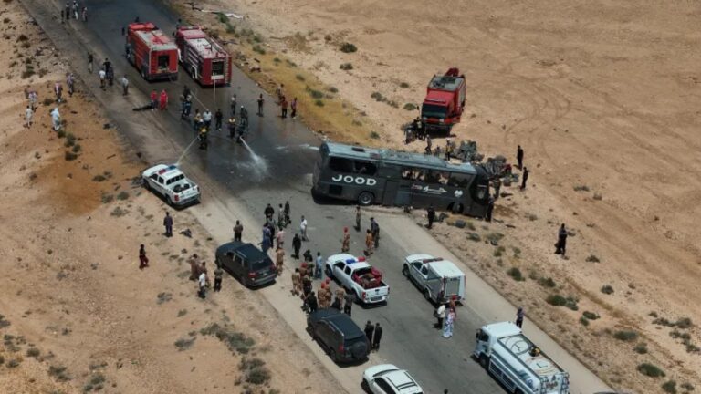 Two buses collide in Syria, killing at least 35 people | Transport News