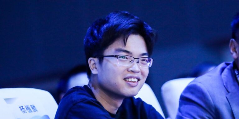 ‘Millennial Genius’ China Internet Can’t Get Over: Moonshot AI Founder