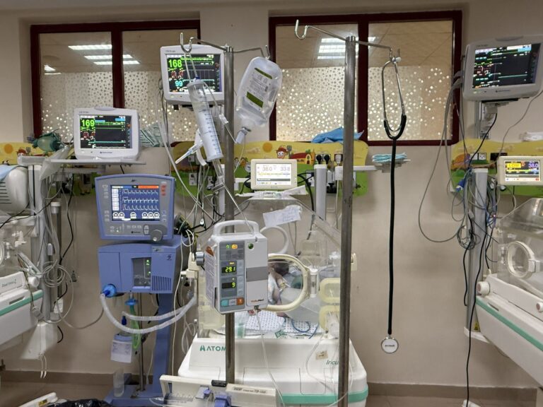 Born too soon: Premature babies fight for survival in Gaza | Gaza News