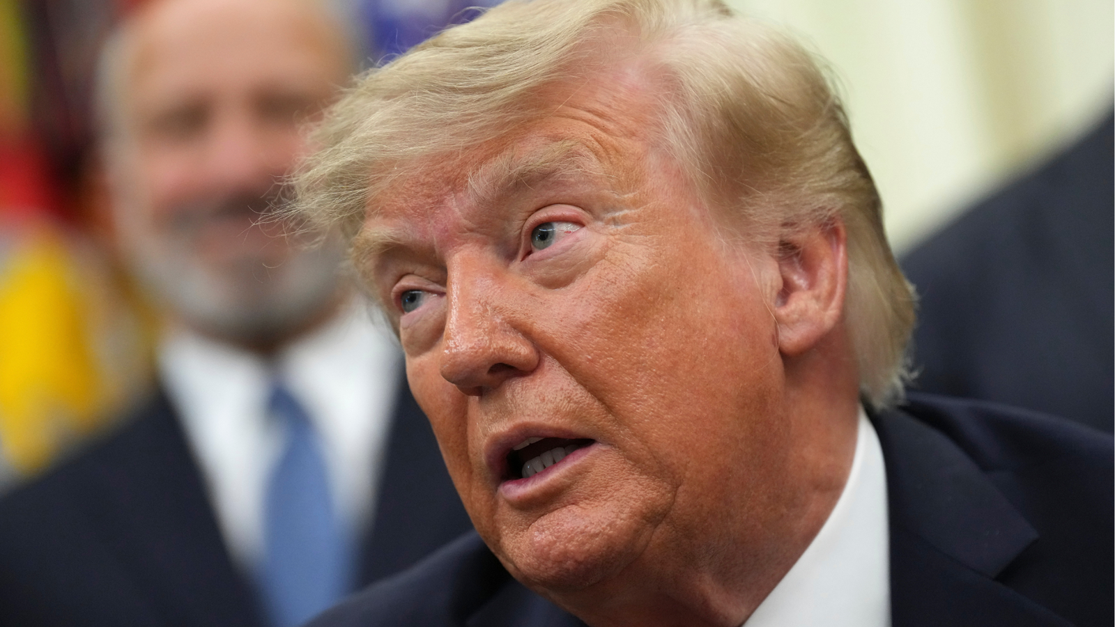 US strikes Iran and Tehran fires back as hostilities flare again US strikes Iran and Tehran fires back as hostilities flare again