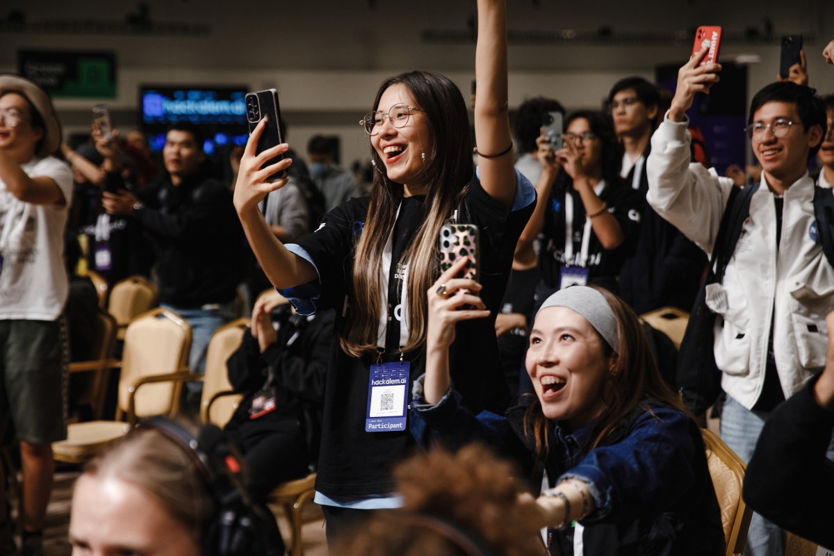 Participants Celebrate World Record Breaking Hackathon