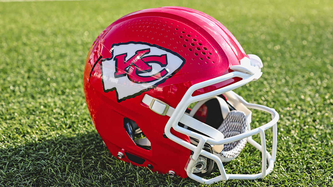 Kansas City Chiefs and Hunt Midwest Announce “Two-Point Development,” a Real Estate Joint Venture Kansas City Chiefs and Hunt Midwest Announce "Two-Point Development," a Real Estate Joint Venture