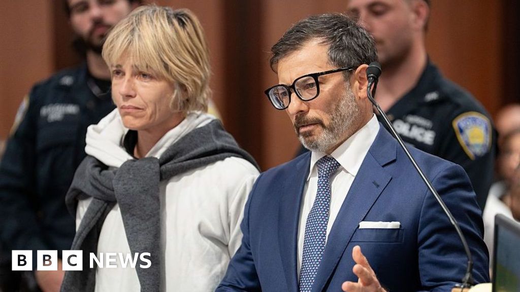 Actress Selma Blair faces additional charges for assault after plane incident Actress Selma Blair faces additional charges for assault after plane incident