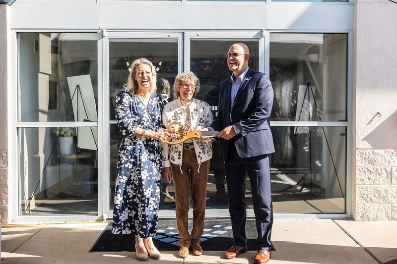 ViDARR Dedicates New Virginia Beach Manufacturing Center to Navy SEAL Rear Admiral Thomas Richards