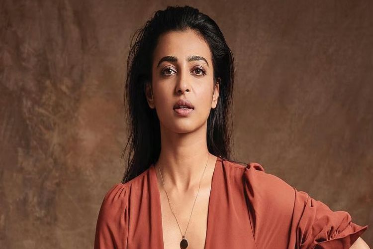 Radhika Apte weighs in on Alia, Deepika’s box Radhika Apte weighs in on Alia, Deepika’s box