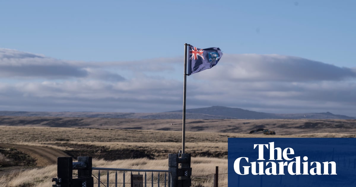 ‘4,000 people minding our own business’: four decades on, Falklands again face a hostile Argentina ‘4,000 people minding our own business’: four decades on, Falklands again face a hostile Argentina